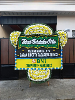 Papan Bunga Duka di Latta