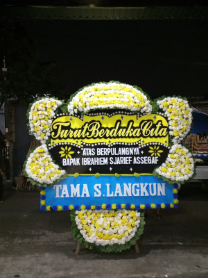 Papan Bunga Duka di Latta