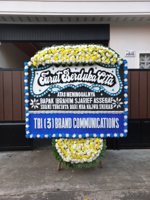 Papan Bunga Duka di Latta